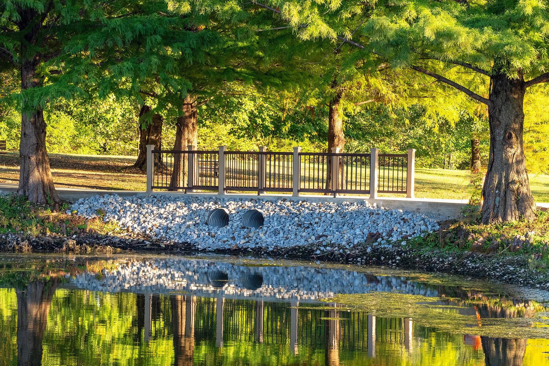 2510_A083912  Pond bridge 4x6
